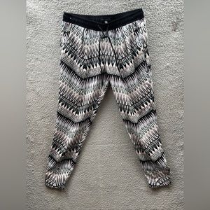 Sanctuary womens joggers small play tribe pattern drawstring waist black purple